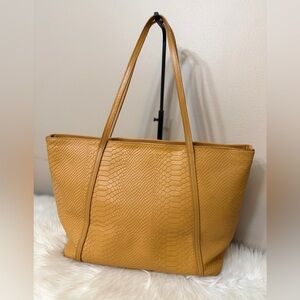 GiGi New York Mustard Textured Tote